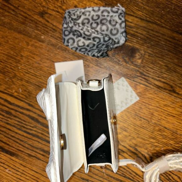 New grey label purse   - Picture 4 of 4